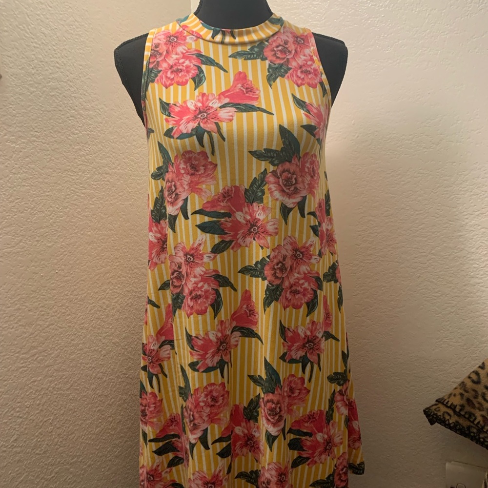 🌺 SOLD ON MERCARI • 2 Sun Dresses Girls 14-16 ✌️